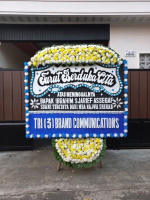 Papan Bunga Duka di Enrekang